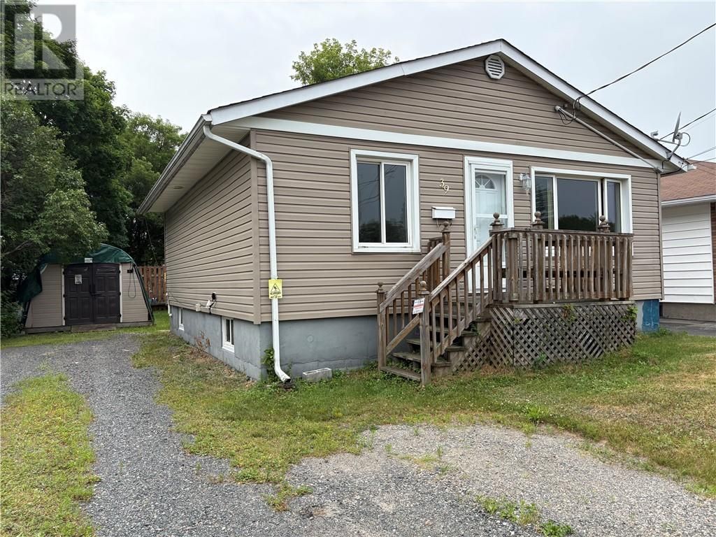 39 Oakwood Avenue, Capreol