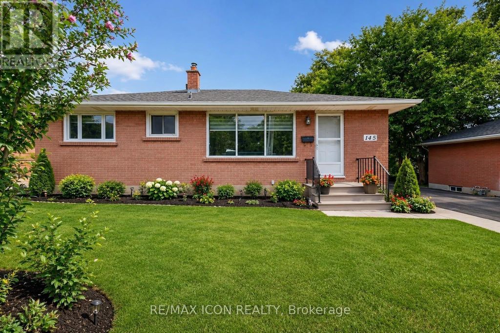 145 Gladstone Avenue, London South (south J)