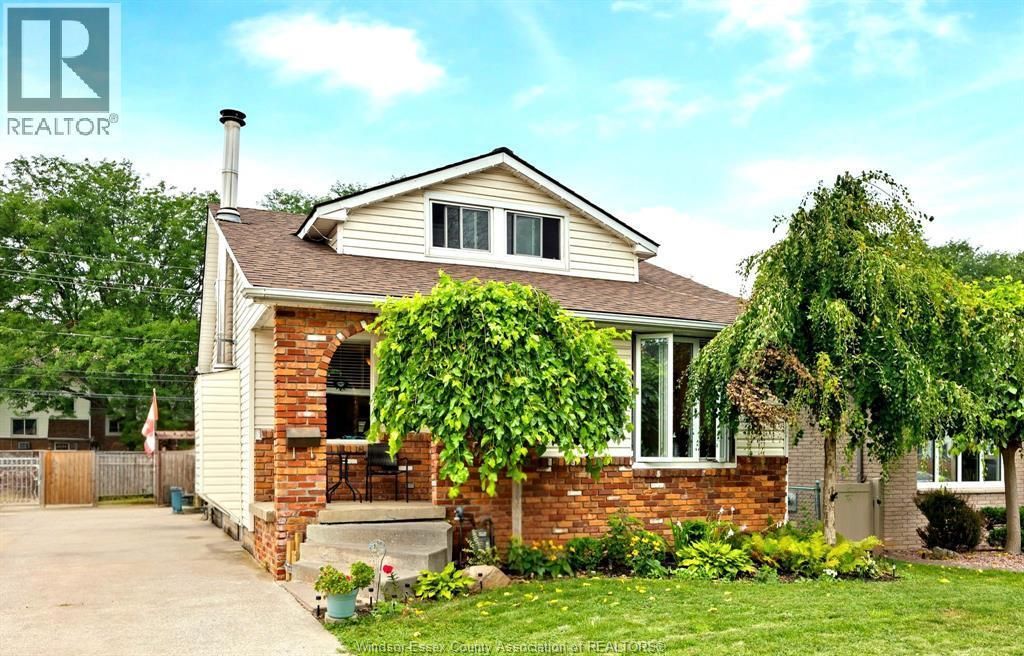 1657 Westminster Boulevard, Windsor