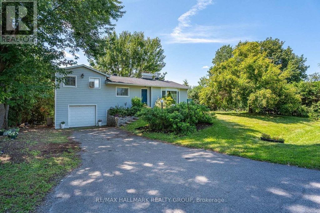 5290 Driscoll Drive, Ottawa