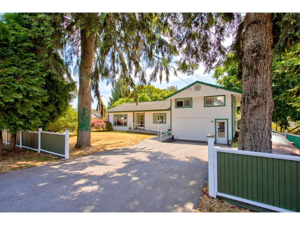 12488 92 Avenue, Surrey
