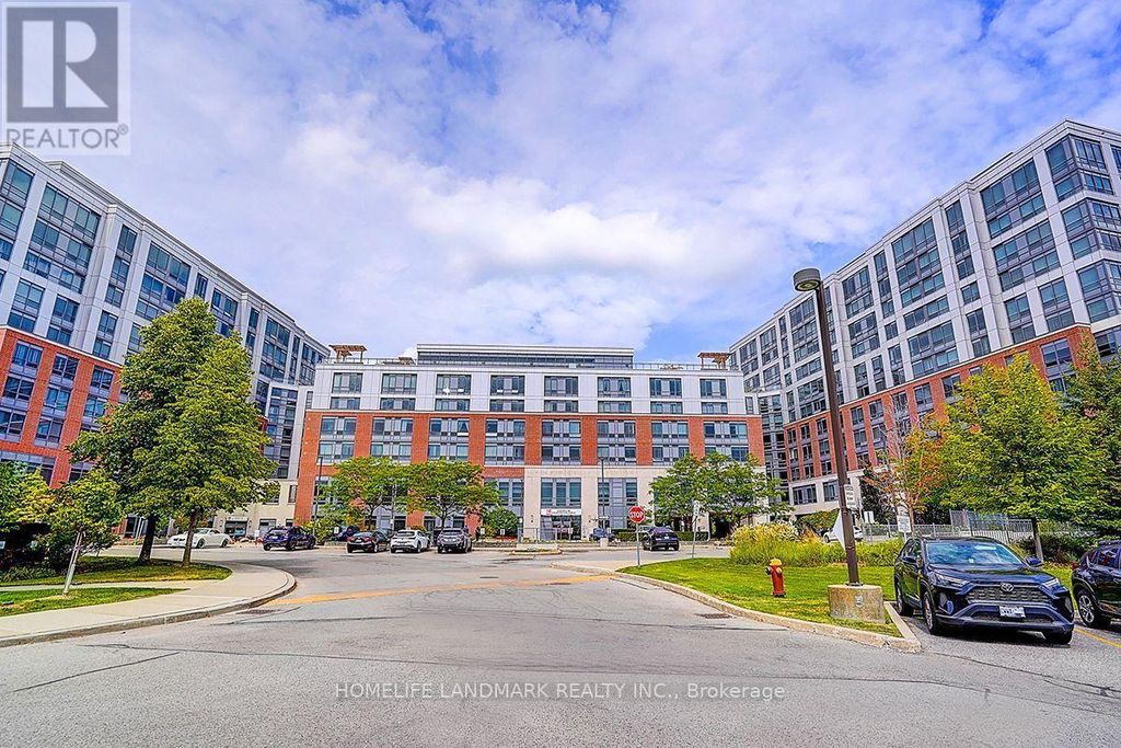 650 - 11211 Yonge Street, Richmond Hill (devonsleigh)