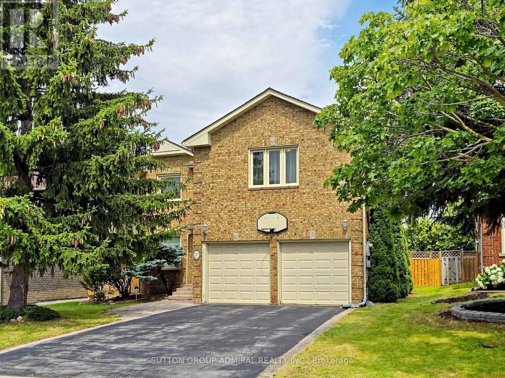 7 Cummings Court, Markham (thornlea)