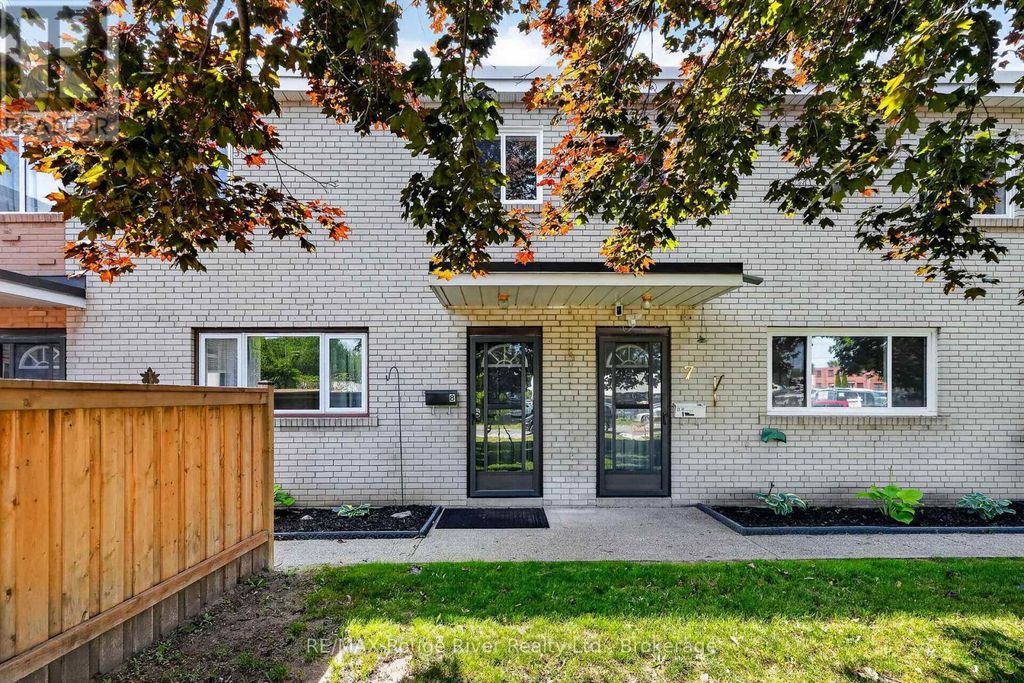 8 - 137 Furnace Street, Cobourg