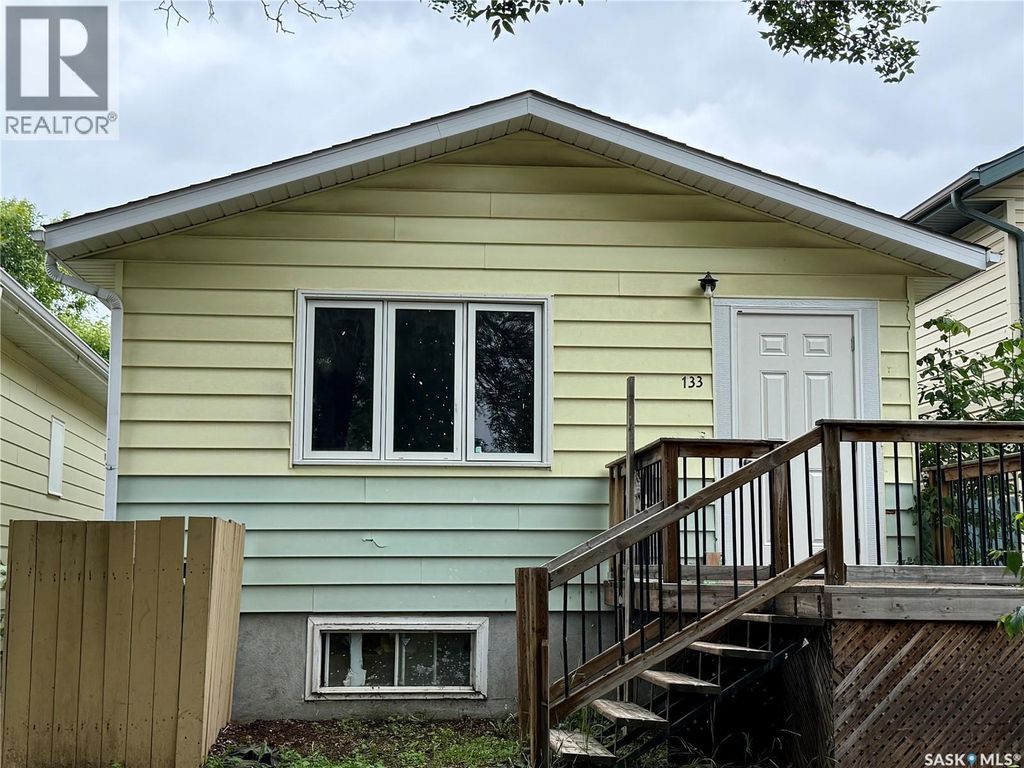 133 L Avenue S, Saskatoon