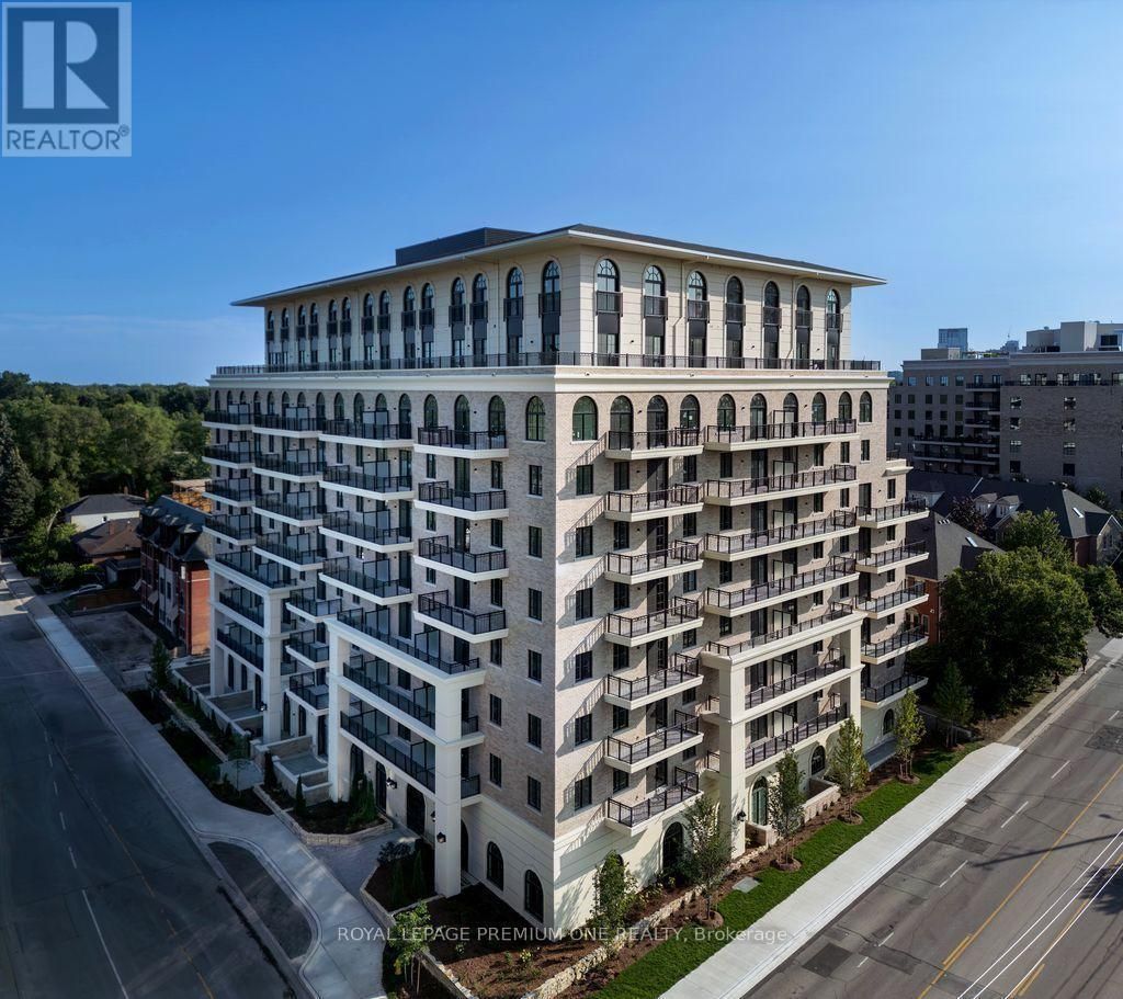 510 - 38 Earlington Avenue, Toronto (kingsway South)