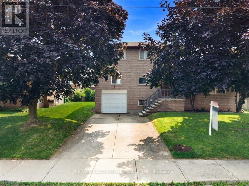 345 Berkindale Drive, Hamilton (riverdale)