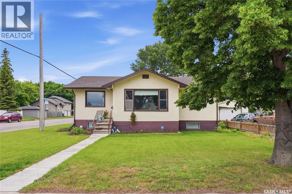1701 C Avenue N, Saskatoon