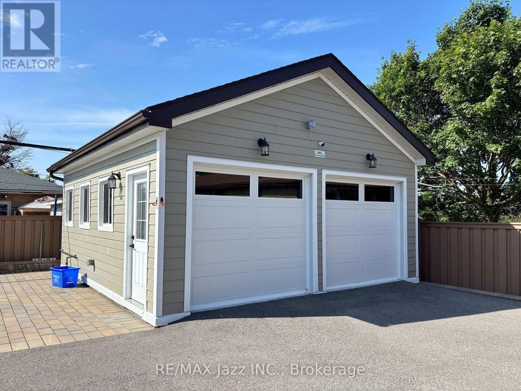Unit 3 (adu) - 751 Phillip Murray Avenue, Oshawa (lakeview)