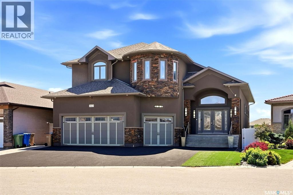 2423 Linner Bay, Regina