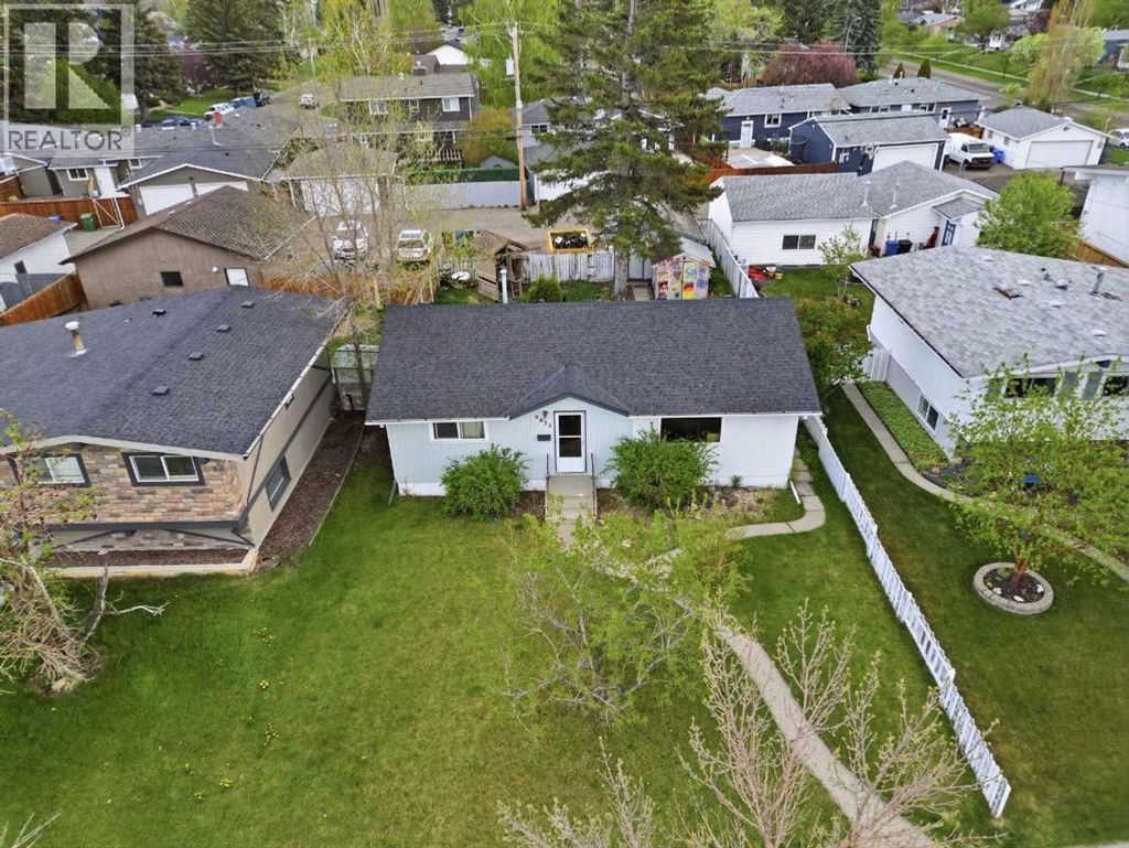 9032 Fairmount Drive Se, Calgary