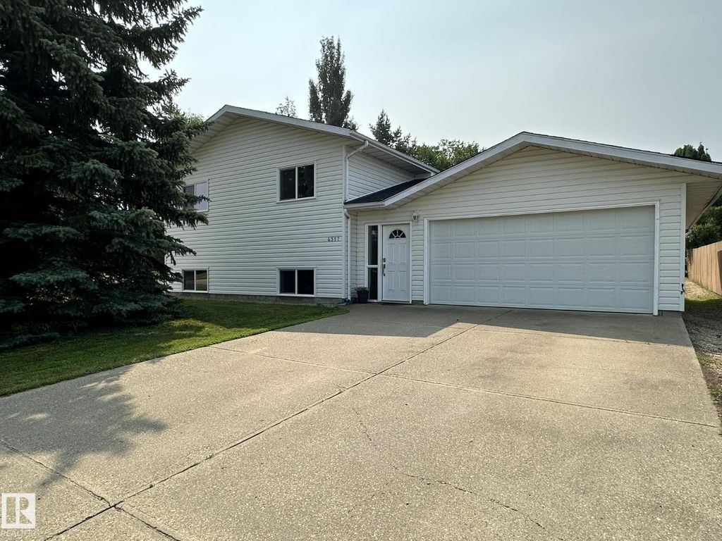 4317 & 4309 54 Av, Smoky Lake Town