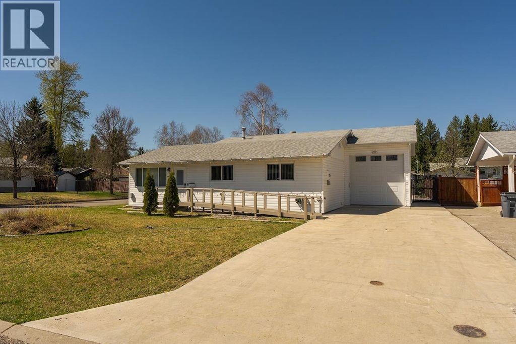7759 Queens Crescent, Prince George