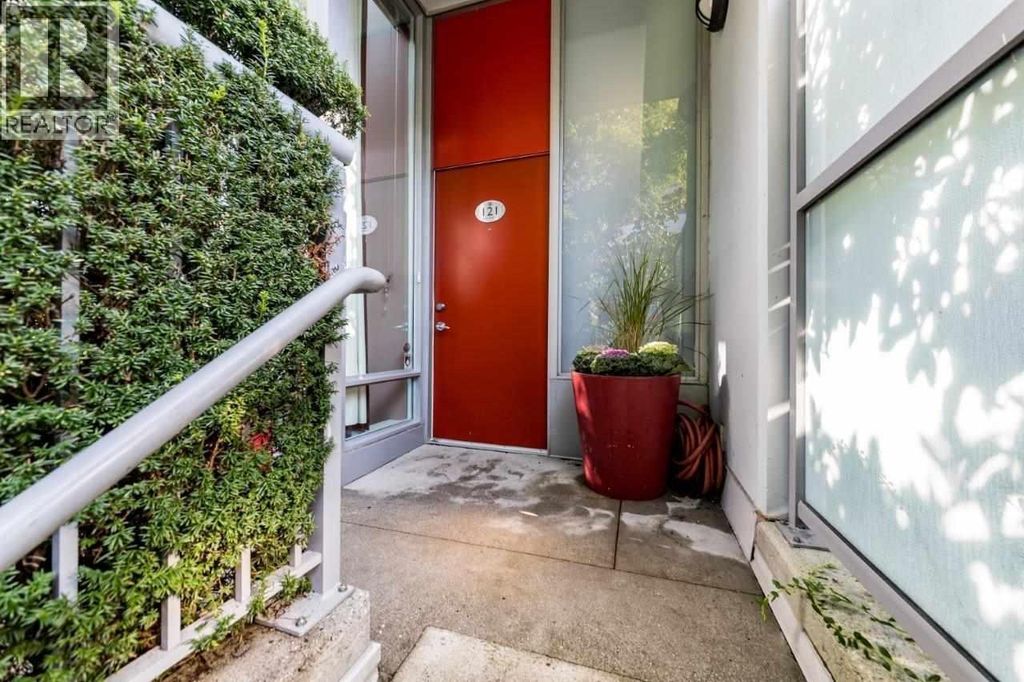 121 W Georgia Street, Vancouver