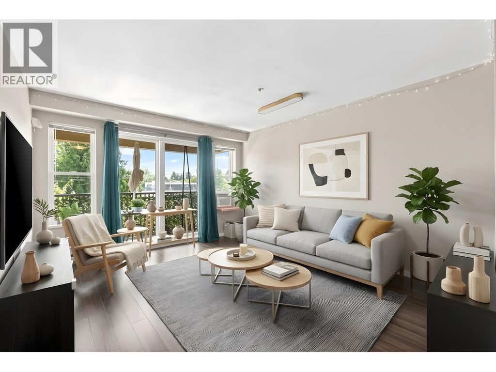 308 3178 Dayanee Springs Boulevard, Coquitlam