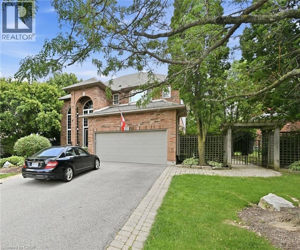 15 Pelham Drive Unit# Lower, Ancaster