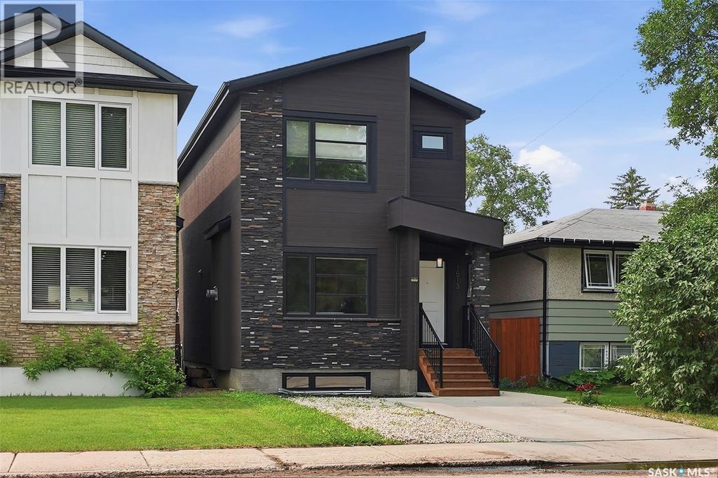 1513 Prince Of Wales Avenue, Saskatoon