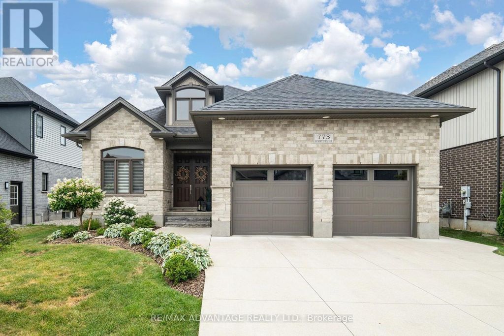 773 Hickorystick Key, London North (north R)