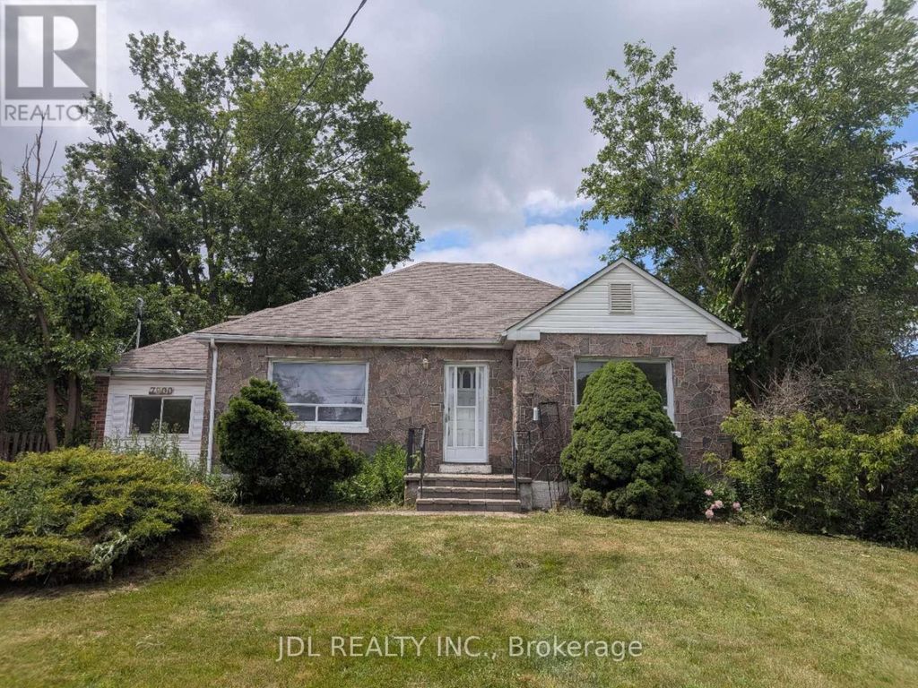 7900 Yonge Street, Innisfil (stroud)