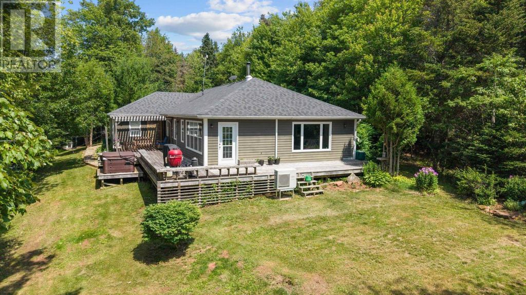 843 Rattenbury Road, North Granville