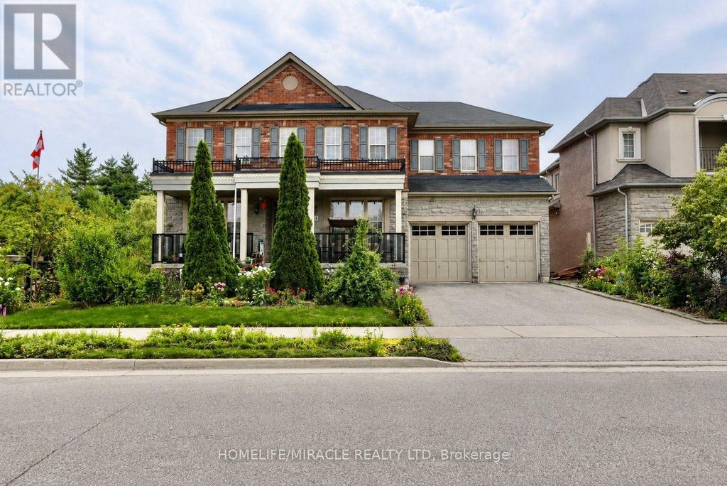 114 Bloomsbury Avenue, Brampton (vales Of Castlemore)