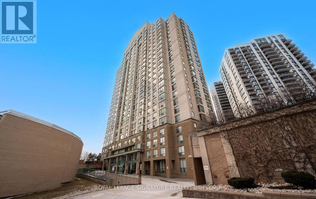 102 - 101 Subway Crescent, Toronto (islington-City Centre West)