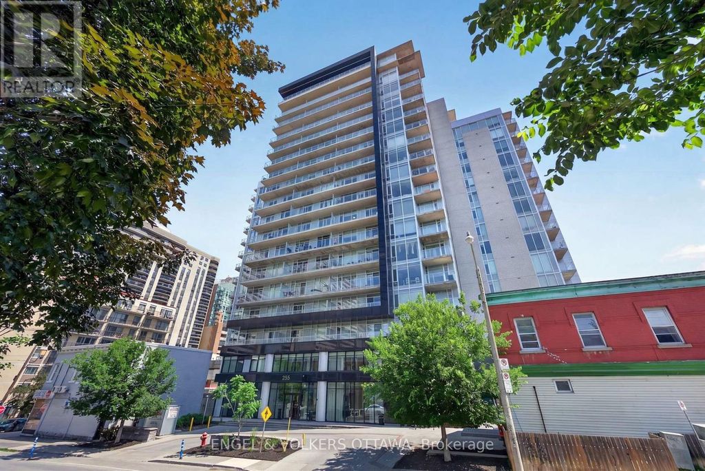 816 - 255 Bay Street, Ottawa