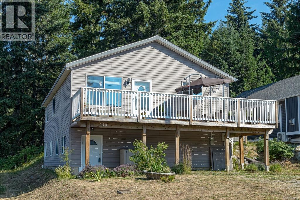 280 Lake Park Rd, Lake Cowichan