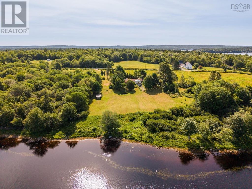 2357 Highway 203 East Kemptville, East Kemptville