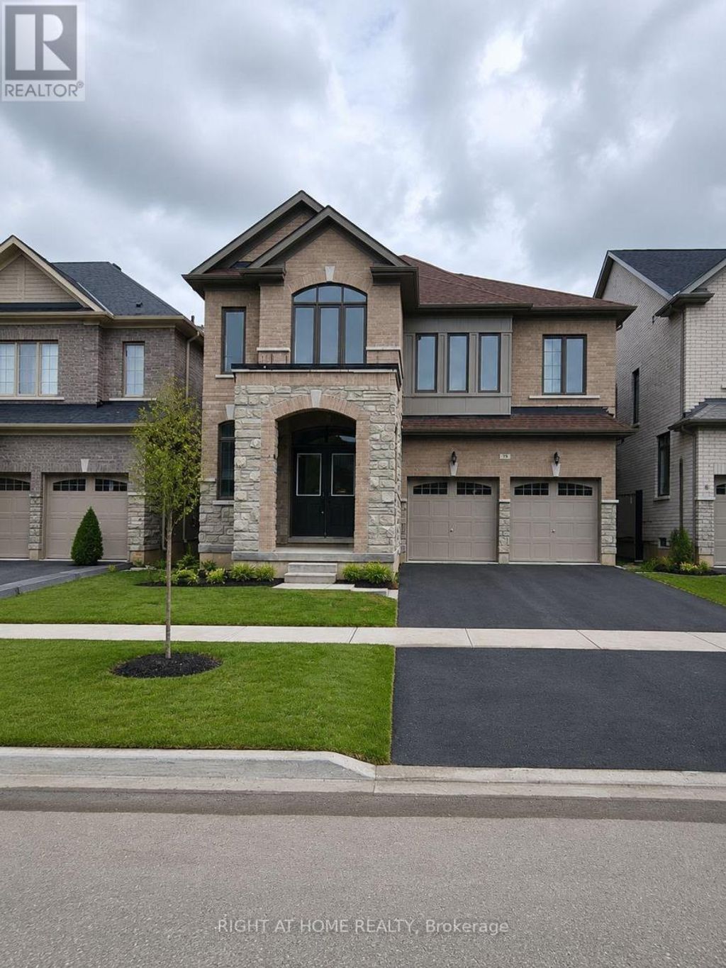 79 Eastman Drive N, Brampton (credit Valley)