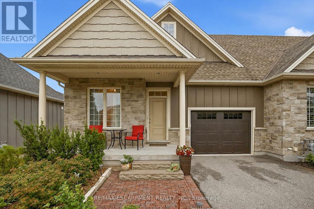 33 Pierpoint Drive, Niagara-On-The-Lake (virgil)