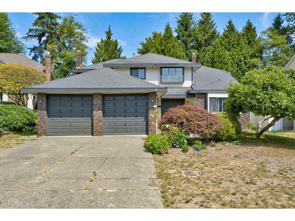 16327 Northglen Close, Surrey
