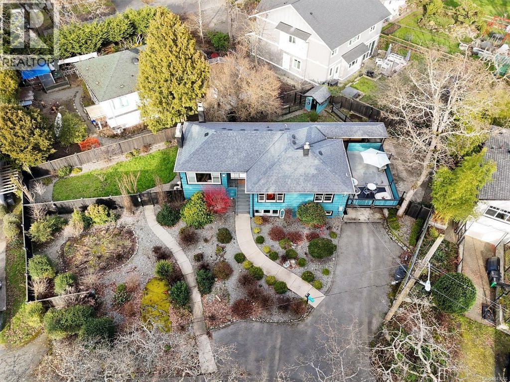 3771 Winston Cres, Saanich