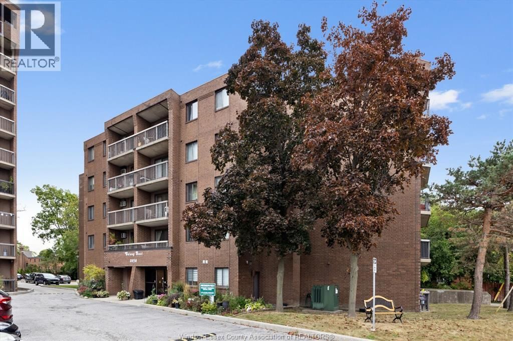 3950 Wyandotte Street East Unit# 306, Windsor