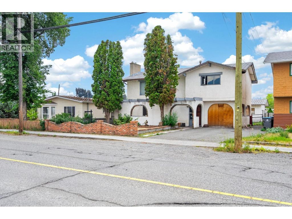 2376 Quilchena Avenue, Merritt