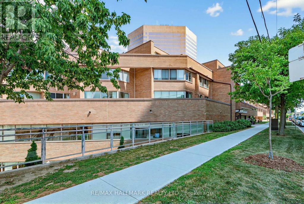 102 - 3 Duplex Avenue, Toronto (newtonbrook West)