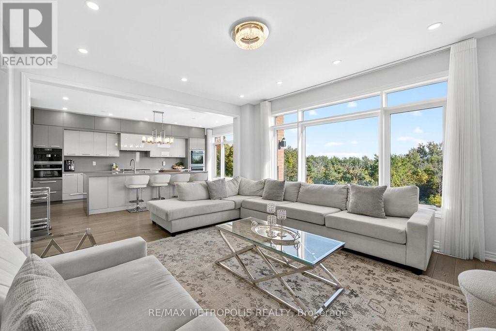 127 Mcphail Avenue, Clarington (bowmanville)