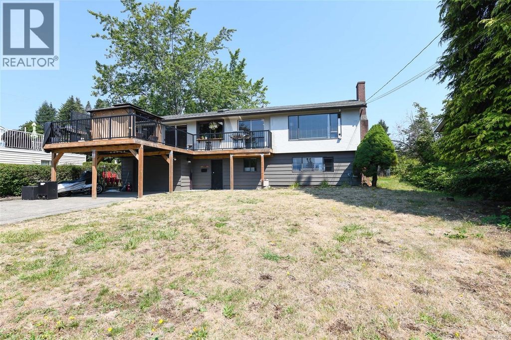 2178 Downey Ave, Comox