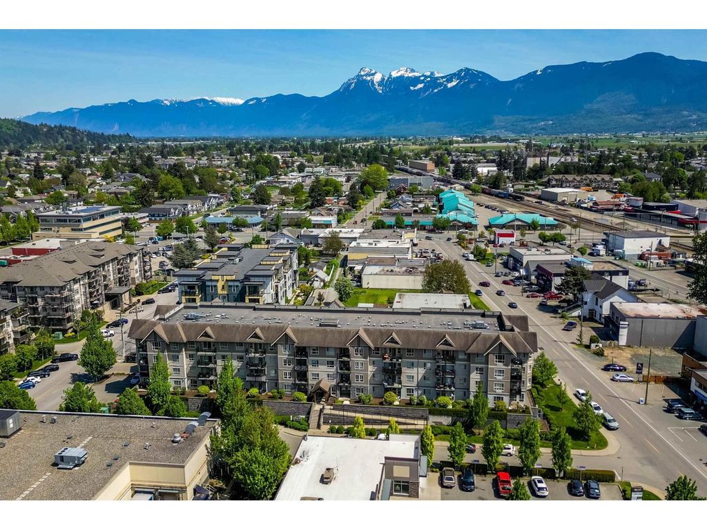 413 9000 Birch Street|chilliwack Downtown, Chilliwack