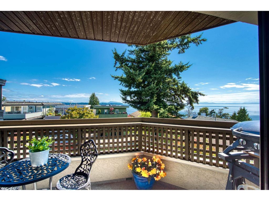 206 15080 Prospect Avenue, White Rock