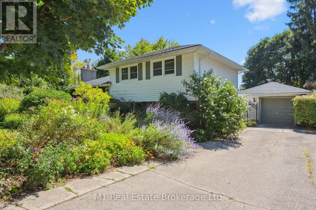 21 Gladstone Avenue, Guelph (riverside Park)