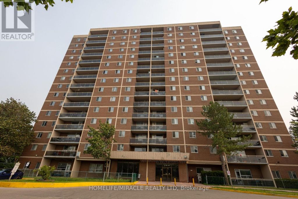 1007 - 49 Silverstone Drive, Toronto (mount Olive-Silverstone-Jamestown)