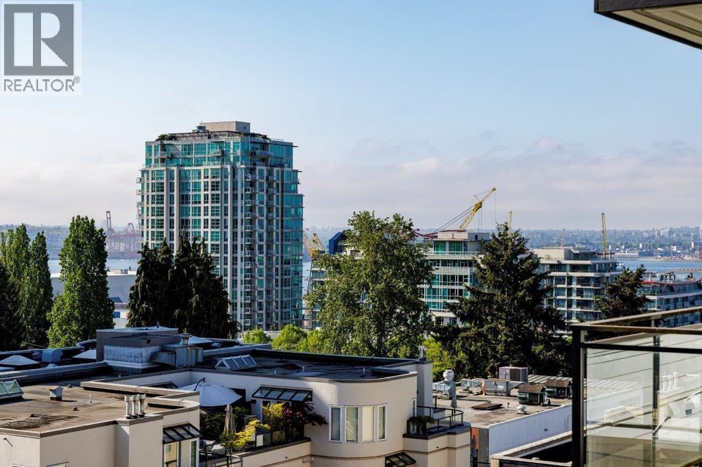 514 111 E 3rd Street, North Vancouver