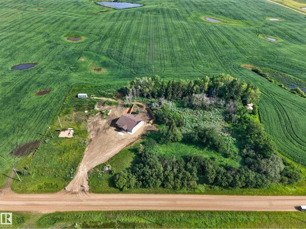21318 Twp 464, Rural Camrose County