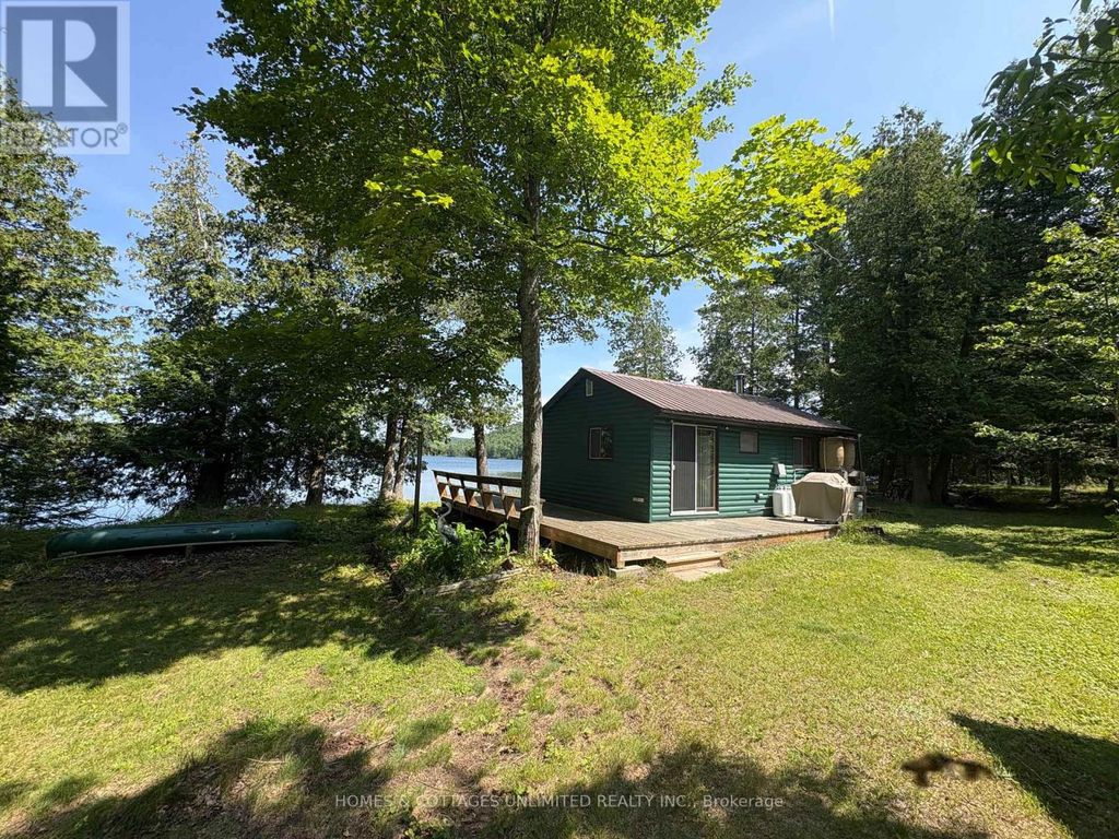 2102 Clyde Lake Lane, Lanark Highlands