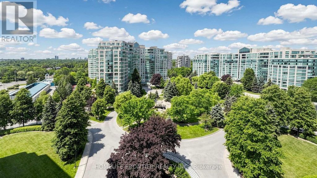 1016 - 7825 Bayview Avenue, Markham (aileen-Willowbrook)