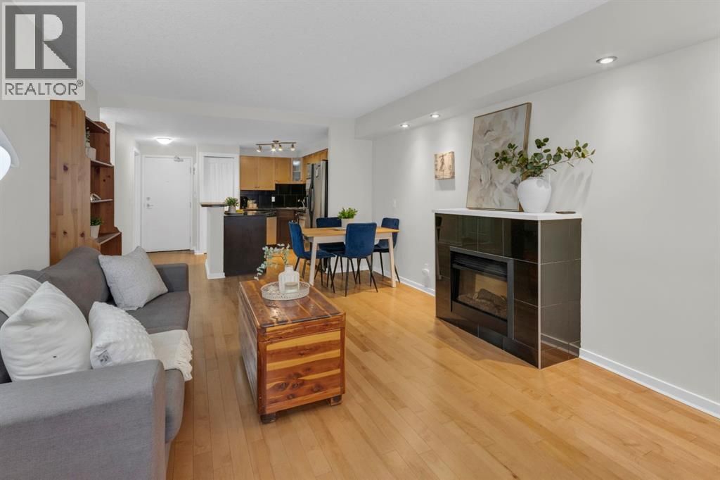 204, 728 3 Avenue Nw, Calgary