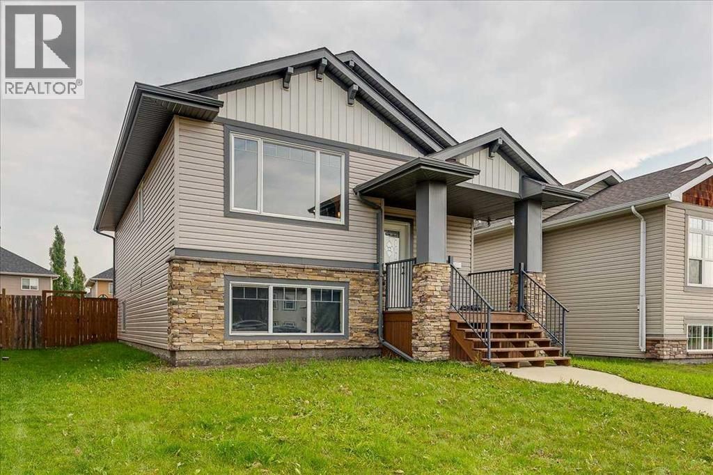 13 Rogers Road, Sylvan Lake