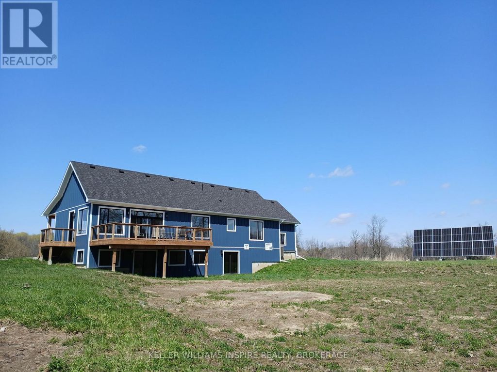 939 Sheffield Lane, Leeds And The Thousand Islands