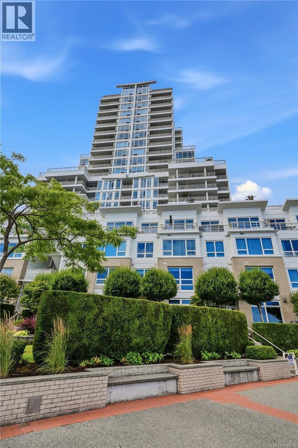 1106 38 Front St, Nanaimo